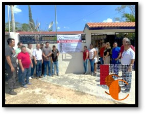 Docentes en Hopelchén protestan contra reformas y exigen mejores condiciones laborales.