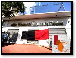 En Carmen, trabajadores del Monte de Piedad enfrentan Navidad sin ingresos tras 79 días de huelga. 