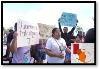 Protestan contra combis rojas del MNT. 